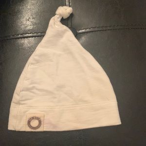 Unisex newborn sleep hat. Made from organic material